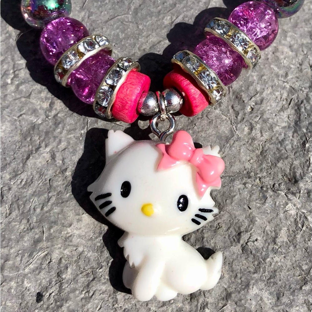 HAND CRAFTED jewelry purple pink clear glass beaded bracelet hello kitty charm - Picture 3 of 10